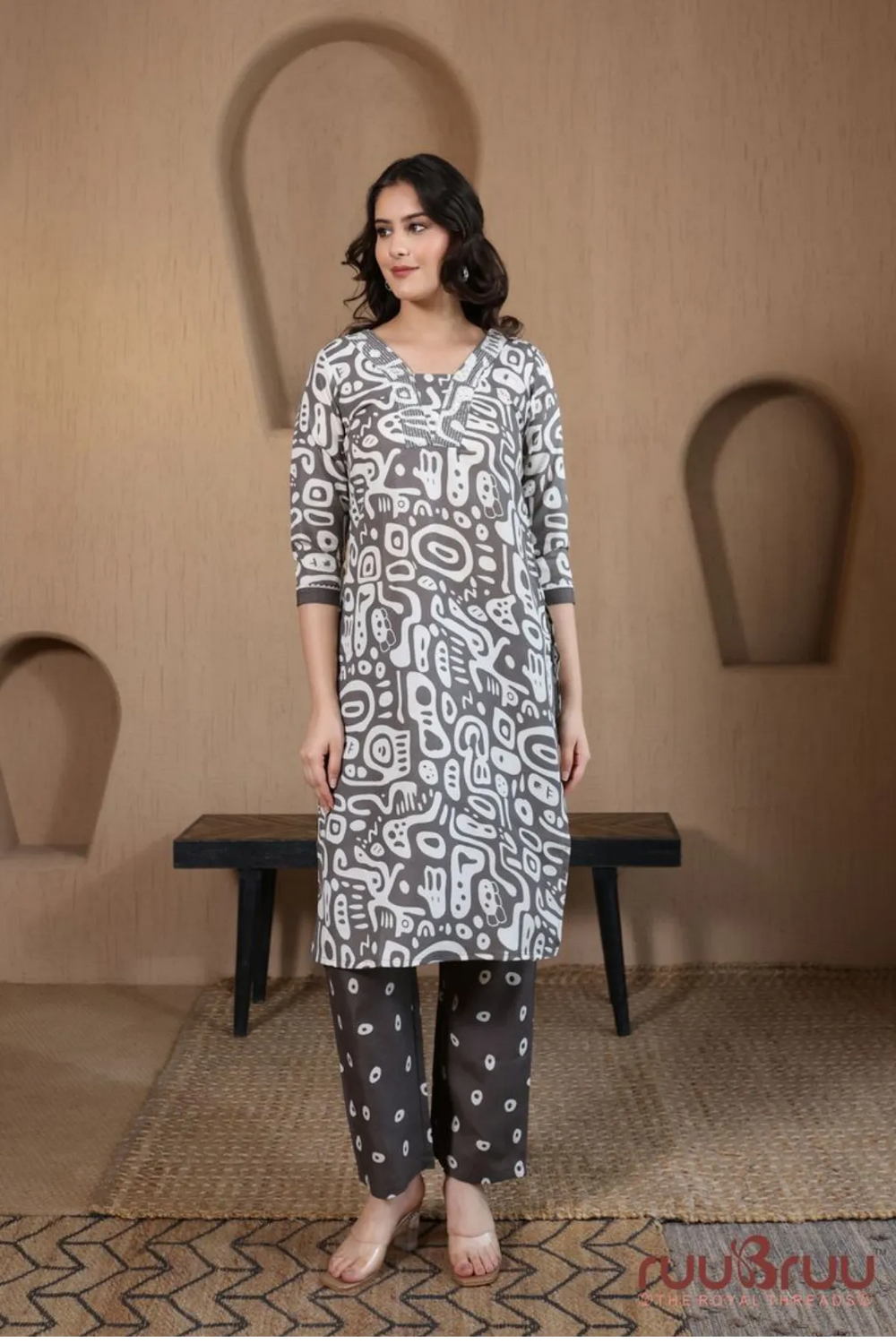 Malai Cotton 3 Pcs Suit with elegant Squin work at Neck.
