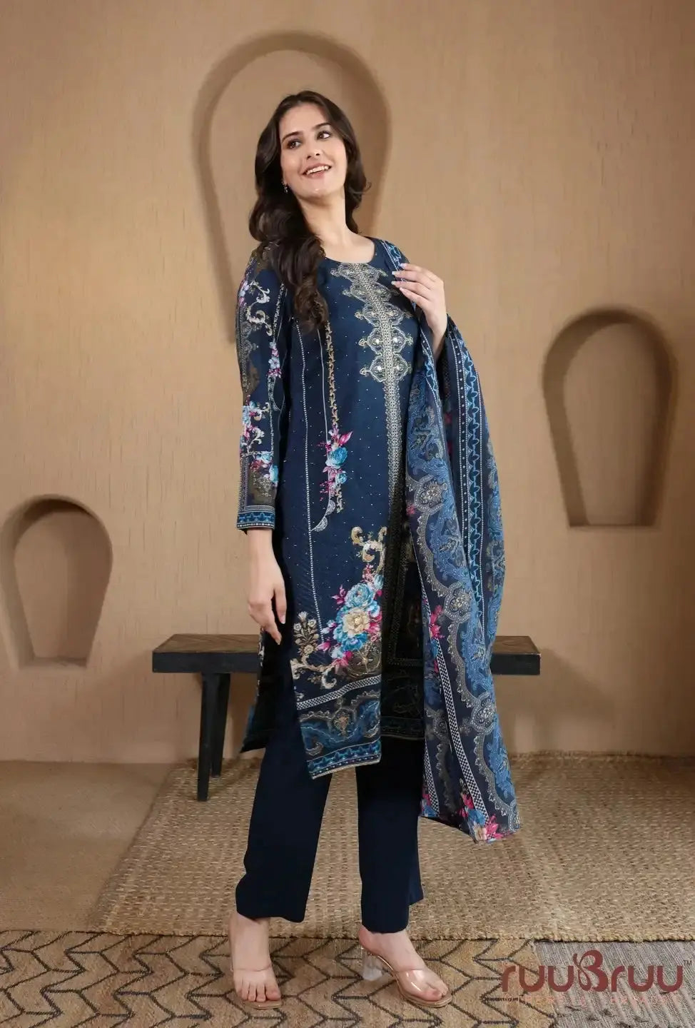 Elegant 3-Piece Viscose Rayon Ladies Suit featuring Zari Embroidery & Digital Print