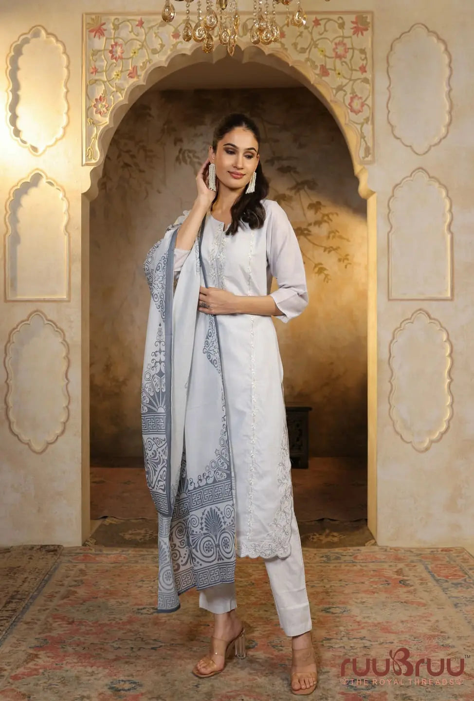Mercerized Cotton 3-Piece Suit with Embroidery