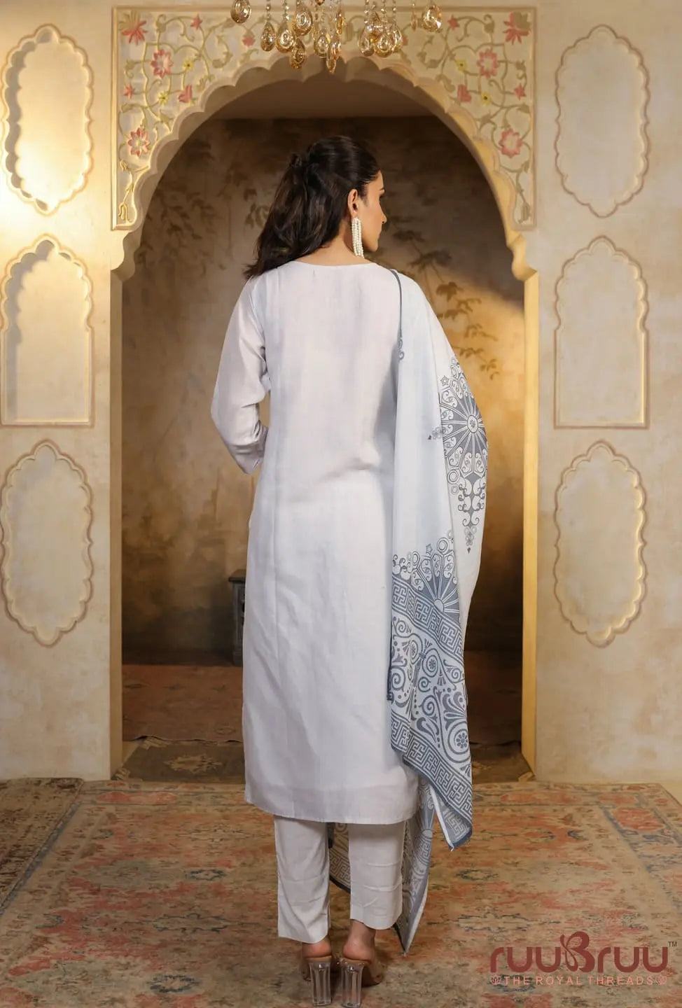 Mercerized Cotton 3-Piece Suit with Embroidery