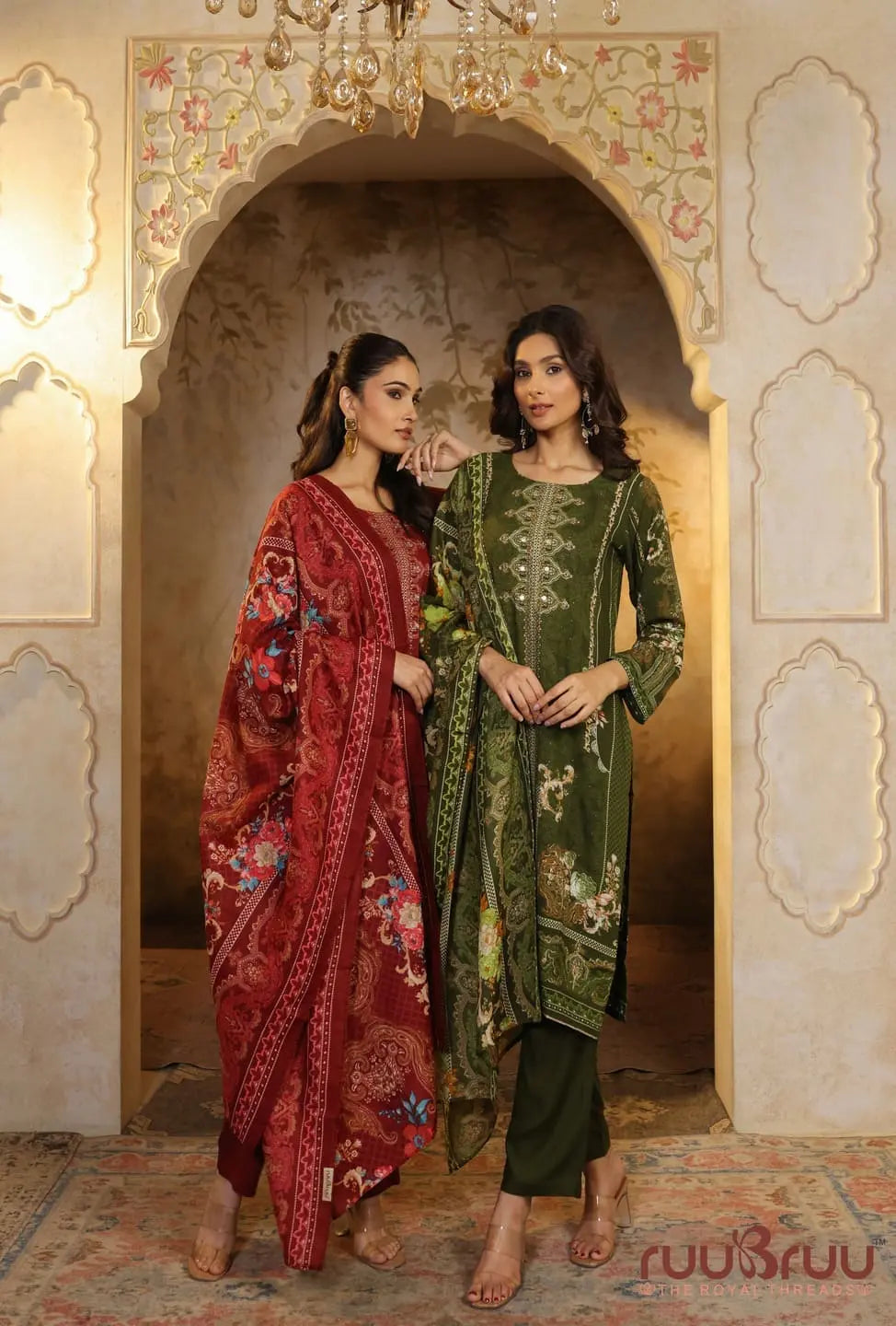 Elegant 3-Piece Viscose Rayon Ladies Suit featuring Zari Embroidery & Digital Print