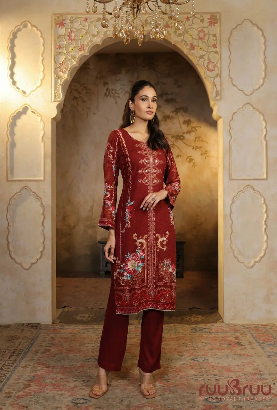 Elegant 3-Piece Viscose Rayon Ladies Suit featuring Zari Embroidery & Digital Print