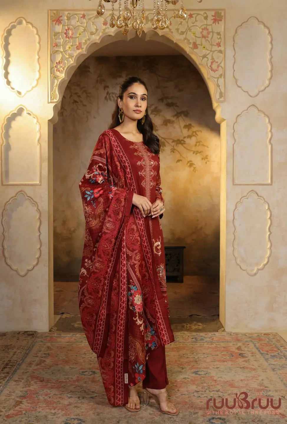 Elegant 3-Piece Viscose Rayon Ladies Suit featuring Zari Embroidery & Digital Print