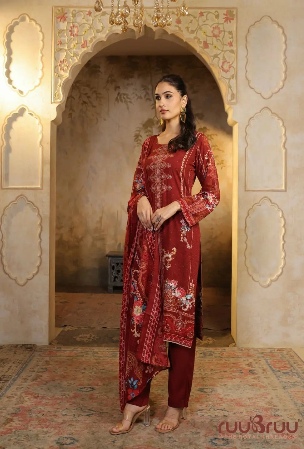 Elegant 3-Piece Viscose Rayon Ladies Suit featuring Zari Embroidery & Digital Print