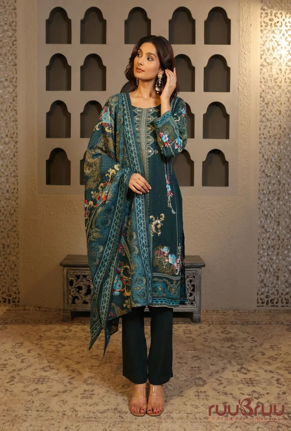 Elegant 3-Piece Viscose Rayon Ladies Suit featuring Zari Embroidery & Digital Print