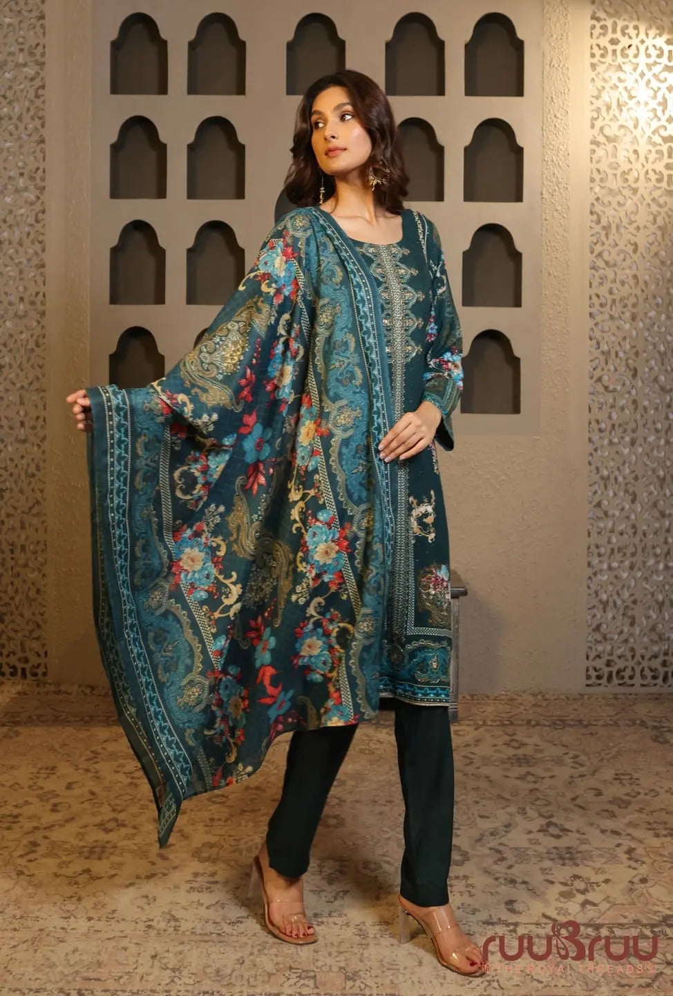 Elegant 3-Piece Viscose Rayon Ladies Suit featuring Zari Embroidery & Digital Print