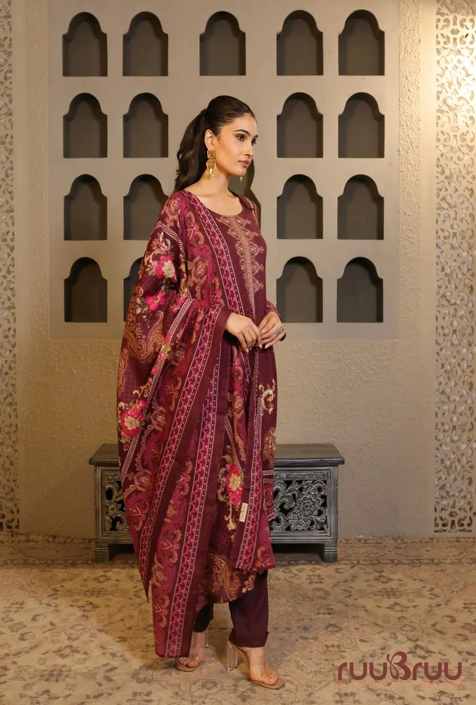 Elegant 3-Piece Viscose Rayon Ladies Suit featuring Zari Embroidery & Digital Print