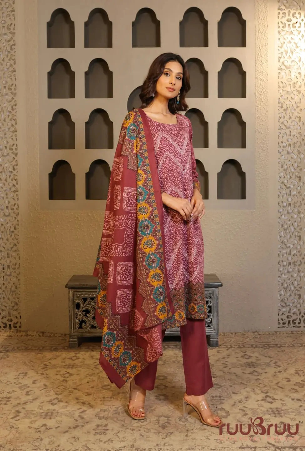 Elegant 3-Piece Mal Cotton Ladies Suit with Mal Dupatta