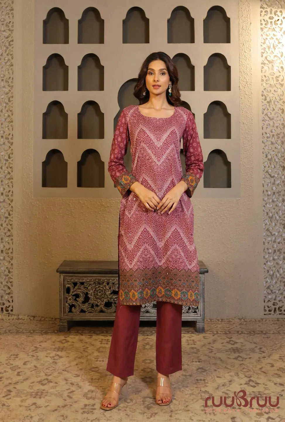 Elegant 3-Piece Mal Cotton Ladies Suit with Mal Dupatta