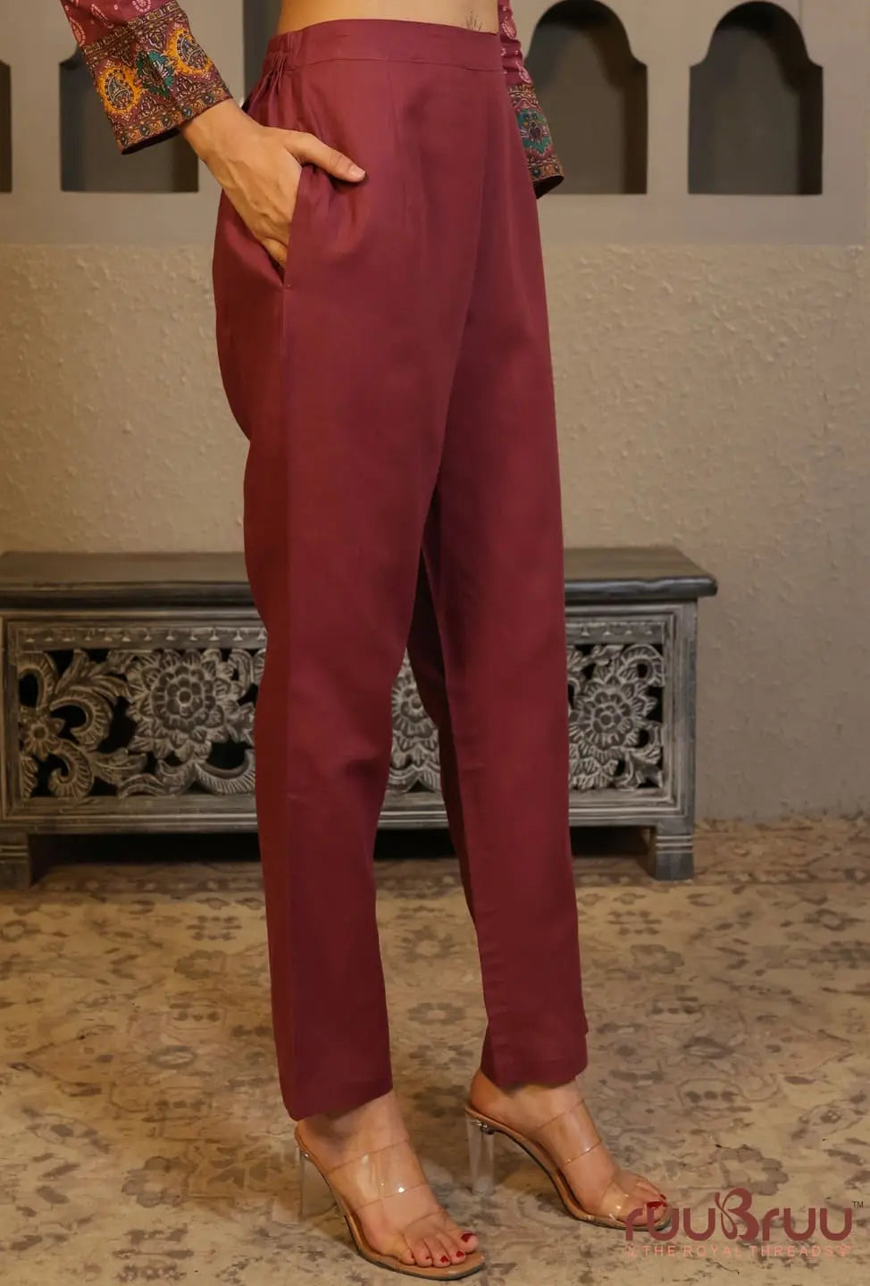 Elegant 3-Piece Mal Cotton Ladies Suit with Mal Dupatta