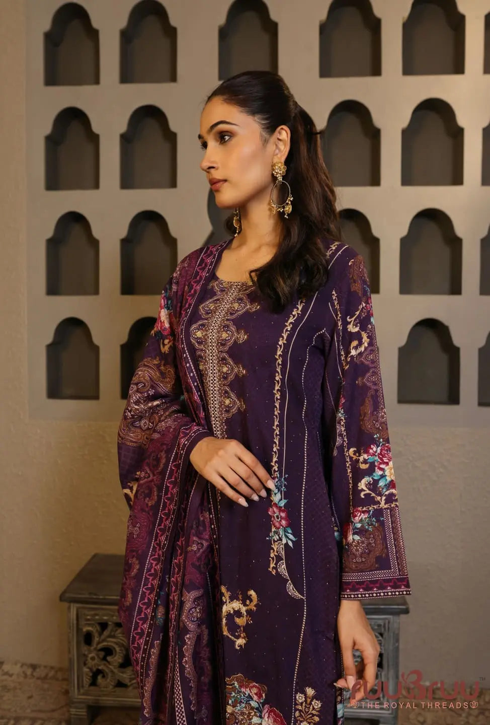 Elegant 3-Piece Viscose Rayon Ladies Suit featuring Zari Embroidery & Digital Print