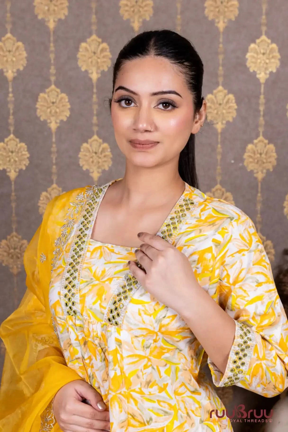 60’s Cotton Ladies Suit with Embroidered Neck.