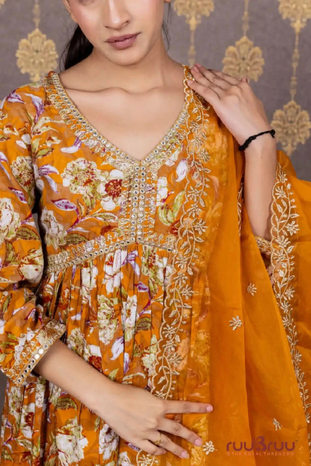 Cotton Ladies Suit with Foil Print.