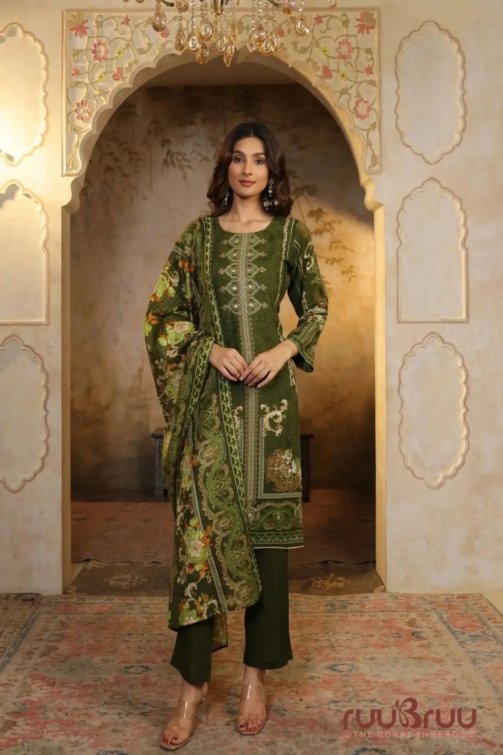 Elegant 3-Piece Viscose Rayon Ladies Suit featuring Zari Embroidery & Digital Print