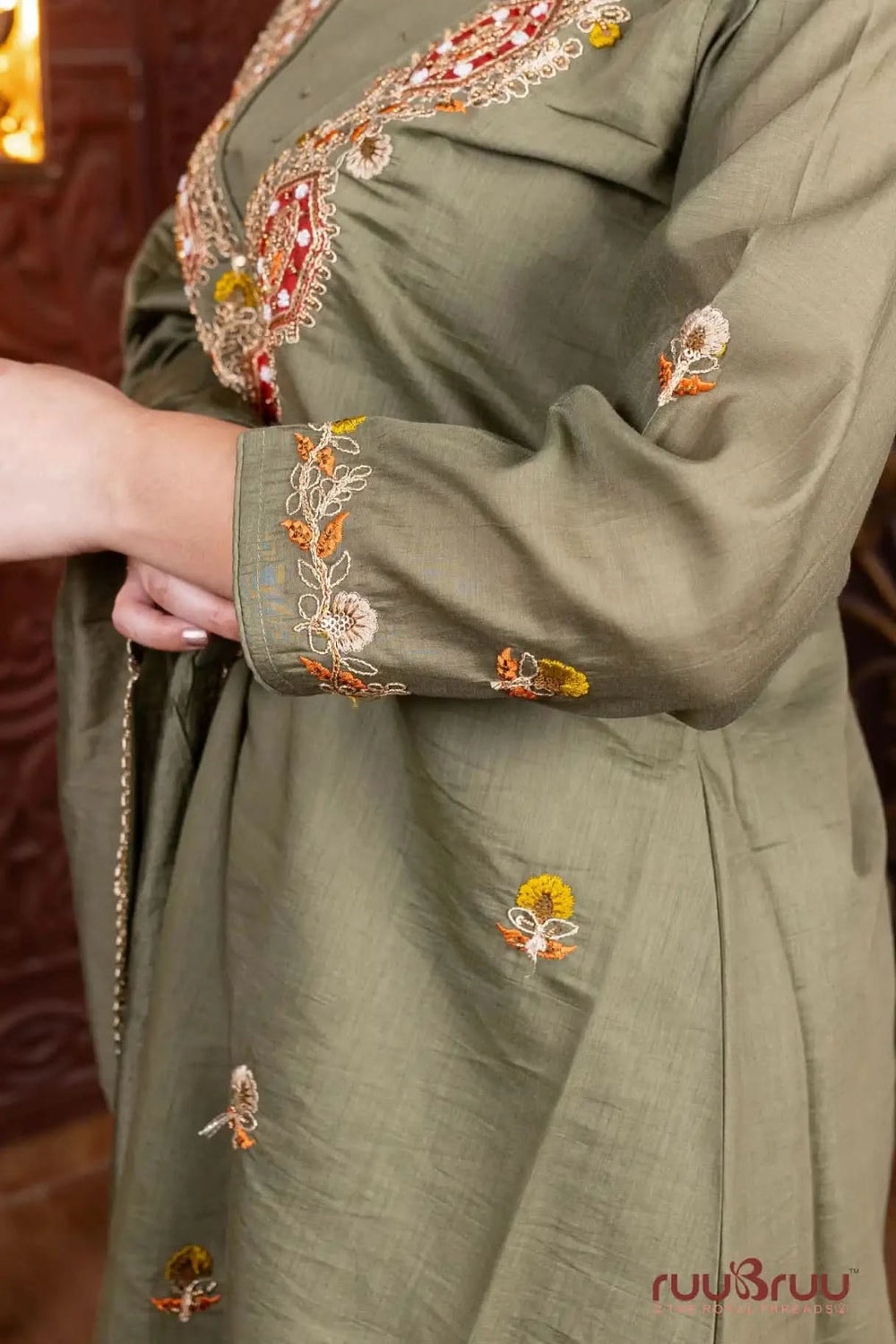 Pure Mal Chanderi Ladies Suit with Embroidery Work.