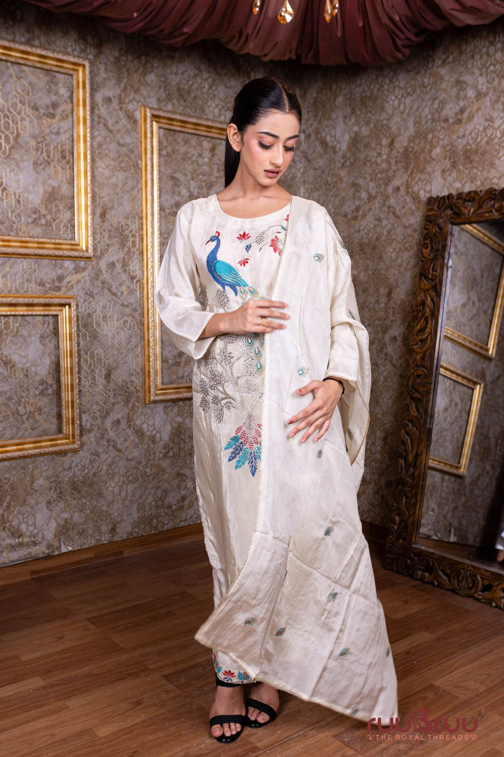 Pure Silk Shimmer Ladies Suit with Premium Zari & Dori Embroidery Work.