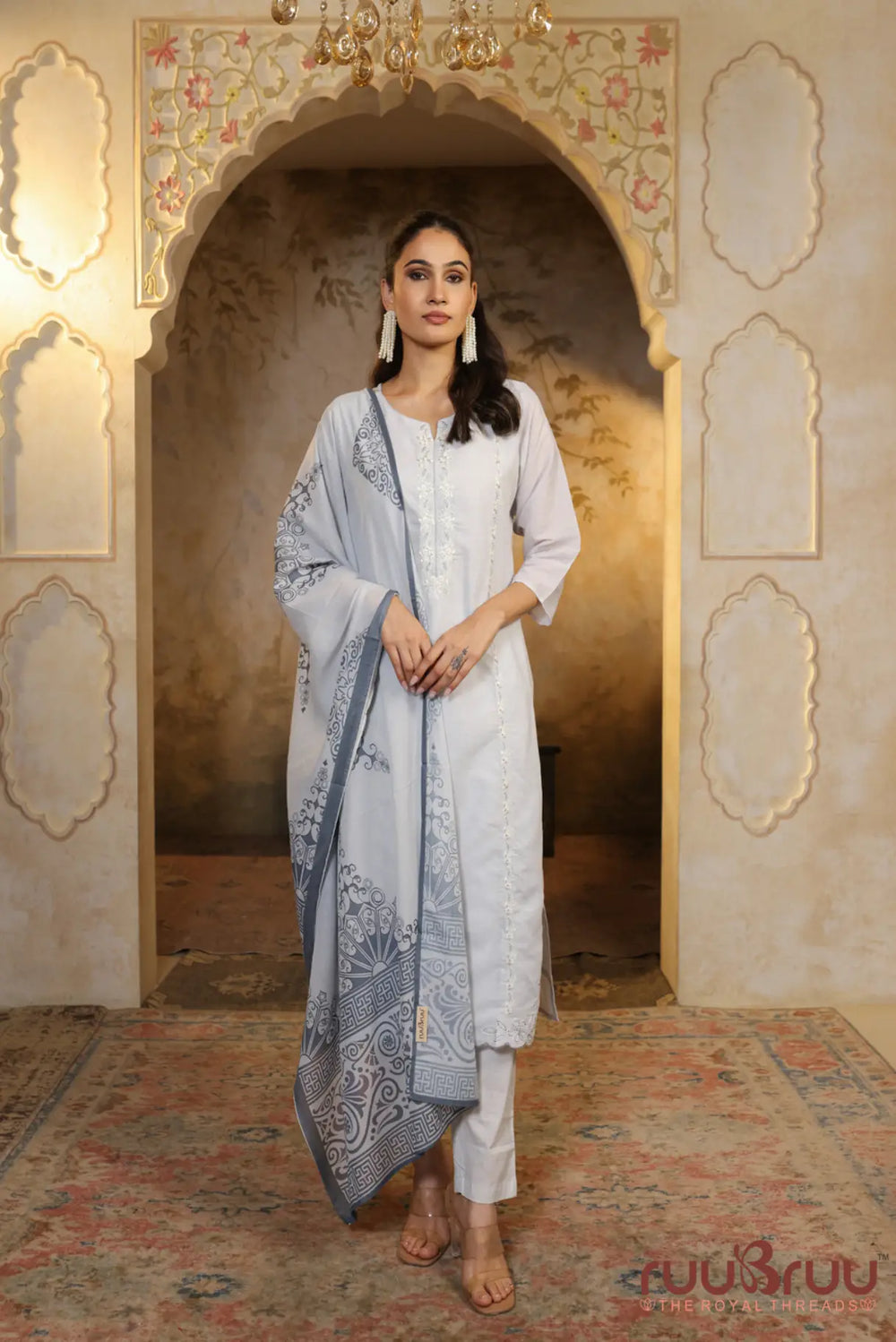 Mercerized Cotton 3-Piece Suit with Embroidery