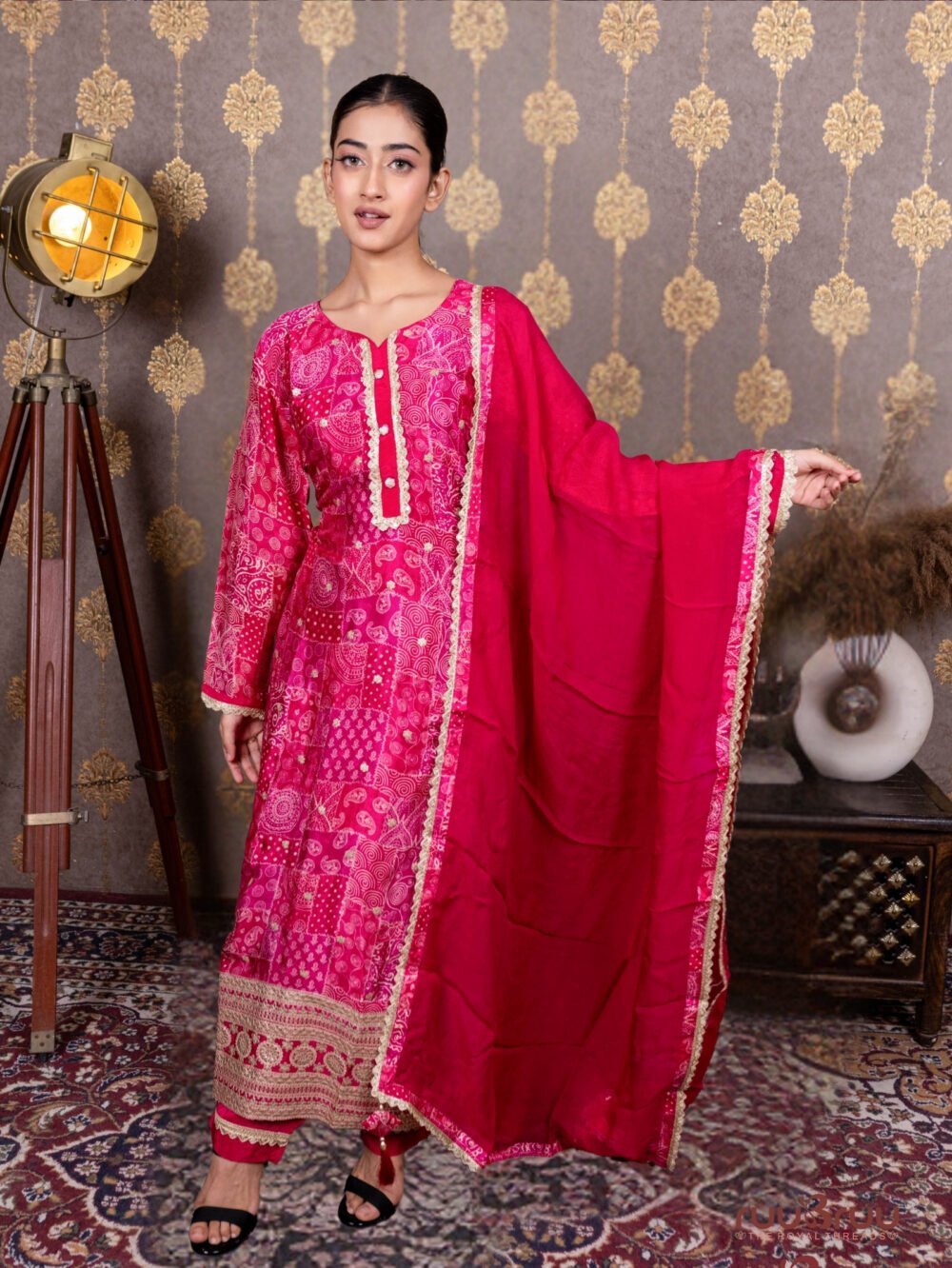 Pure Chanderi Silk Ladies Suit with Zari Embroidery & Digital Print.